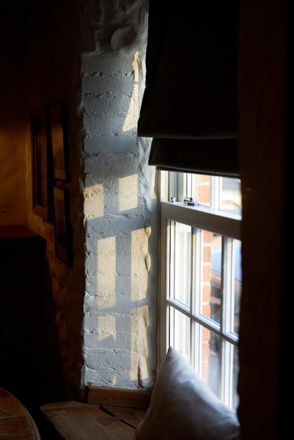 The Dog & Gun Inn Netheravon Exterior foto